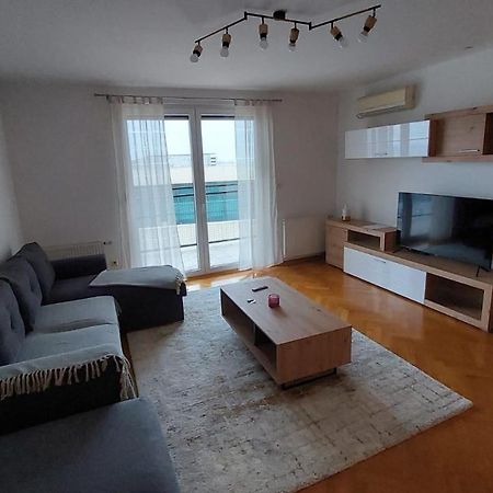 Med Man Apartmani Slavonski Brod Bagian luar foto