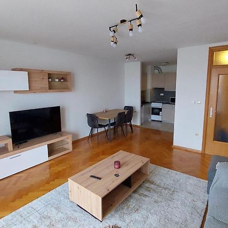 Med Man Apartmani Slavonski Brod Bagian luar foto